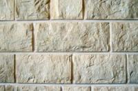 Coloque uma parede de pedra natural