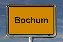 Bochumin keskustassa on maksullisia ja ilmaisia ​​pysäköintipaikkoja.