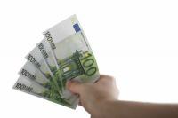450 євро страхування роботи та медичного страхування