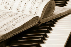 ในปี ค.ศ. 1791 โวล์ฟกัง อะมาเดอุส โมสาร์ท ได้แต่งเพลง " The Magic Flute"