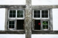 Régi épületek felújítása: régi fa ablakok helyreállítása