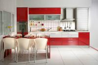 A red kitchen - this is how you renovate properly
