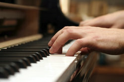 Багато творів Моцарта і сьогодні грають часто і із задоволенням.