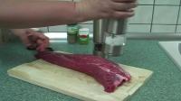 ビデオ：オーブンで牛フィレ肉を準備する