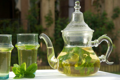 El té de menta fresca es la bebida nacional marroquí. 