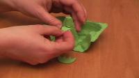 VIDEO: Helppoa pääsiäisen askartelua 2 -vuotiaille lapsille