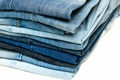 Jeans zijn nu verkrijgbaar in alle kleuren.