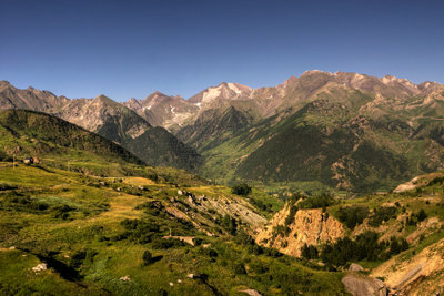 Apakah Anda ingin berangkat ke Pyrenees?