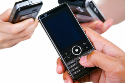 Échangez des données entre les téléphones portables avec Bluetooth.