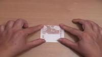 VIDEO: Folding banknotes like a mouse