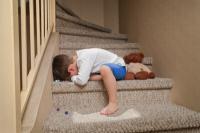 Lægning af tæppe på en trappe