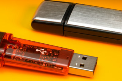Înregistrați pe un stick USB sau pe un hard disk USB