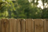Build wooden privacy screens yourself for the garden