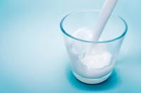 Use milk correctly against bad breath