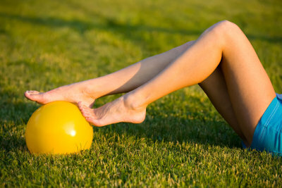 El ejercicio es importante después de la cirugía de rodilla.