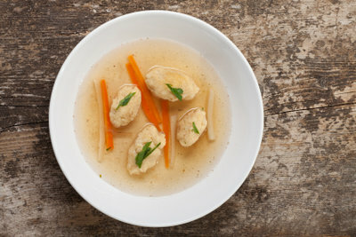 Clear soup with dumplings