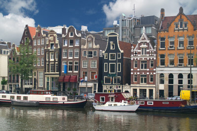 聖金曜日にオランダに旅行します。