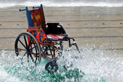 Користувачі на інвалідних візках хочуть досягти цілей без перешкод.
