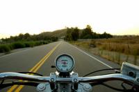 Вземете лиценз за мотоциклет на 17 -годишна възраст
