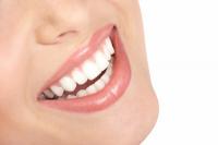 Stipriniet zobu emalju, izmantojot pareizu uzturu